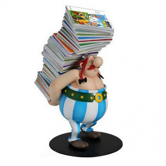 figurine-de-collection-plastoy-obelix-portant-une-pile-d-albums-00124-2016